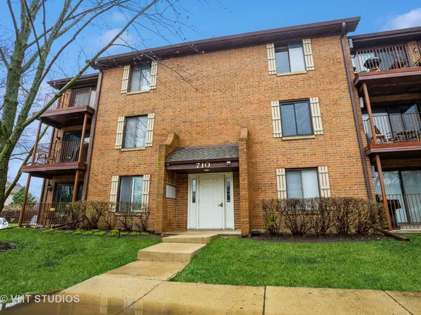 710 N Briar Hill Ln APT 5, Addison, IL 60101