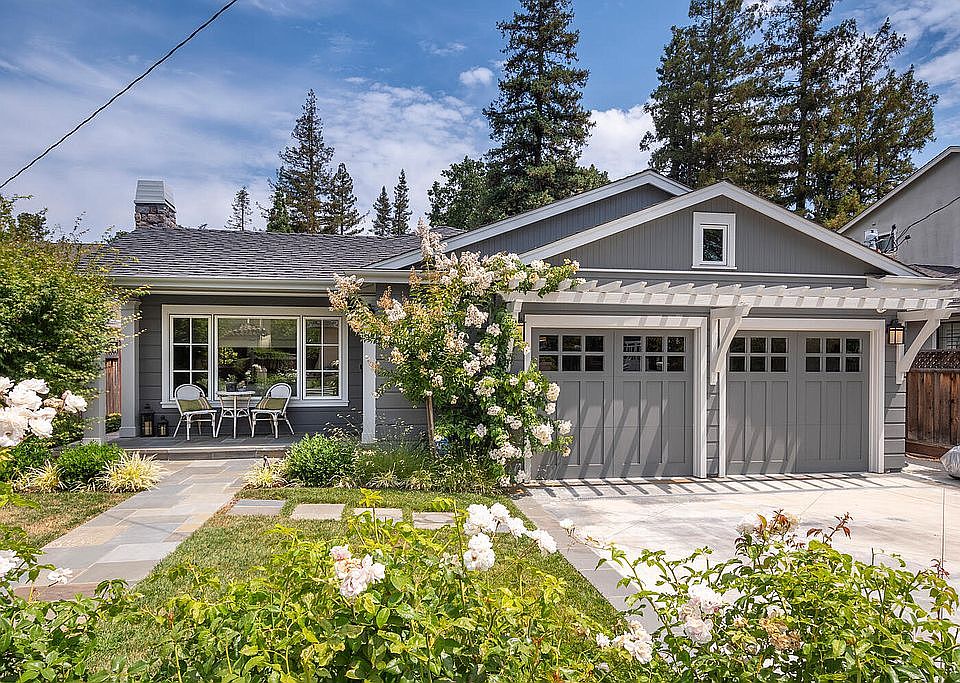 1st image of 423 Sequoia Ave