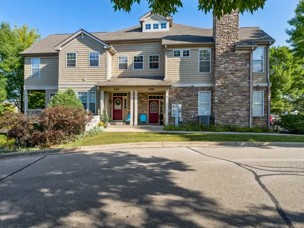 315 Hill St Unit A, Wauconda, IL 60084