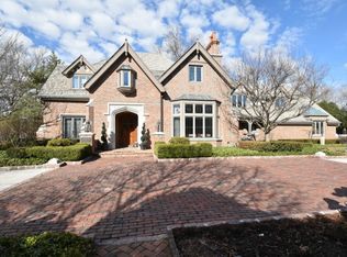 2005 Derrin Ln, Brookfield, WI 53045