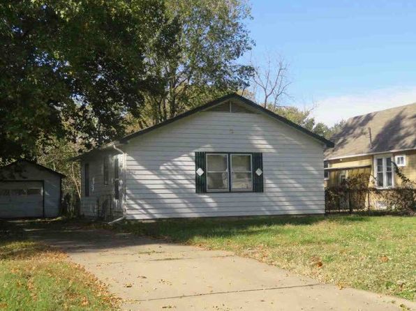 Topeka Ks Foreclosures Foreclosed Homes For Sale 72 Homes Zillow