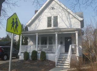 208 Highland Ave, Madison, WI 53705