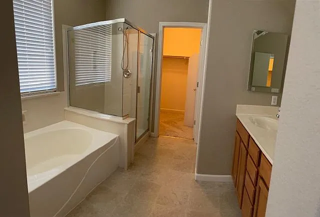 3387 Paumanok Way — Photo 15