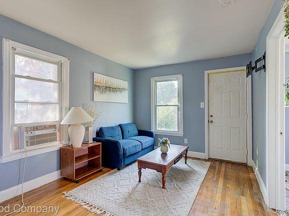 2nd image of 7239 Stephens Rd