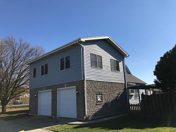 4th image of 19234 Wentworth Ave