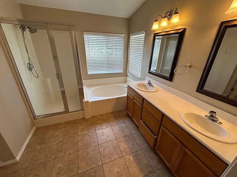 667 Harold Smith Dr — Photo 19