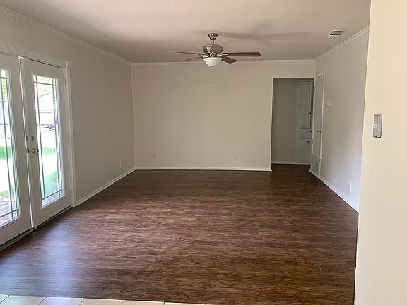 4th image of 1413 Nila Dr