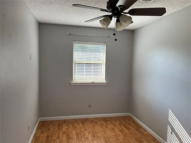 1709 N Atlanta St — Photo 9