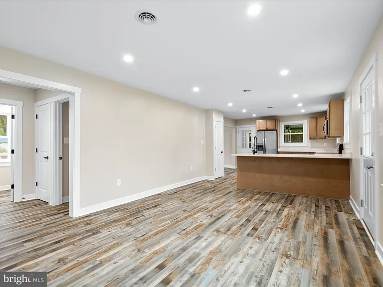 14150 Harrisville Rd — Photo 15