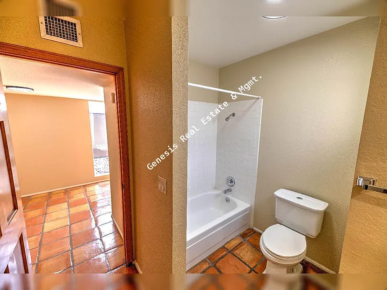 4741 E Calle Elegante — Photo 24
