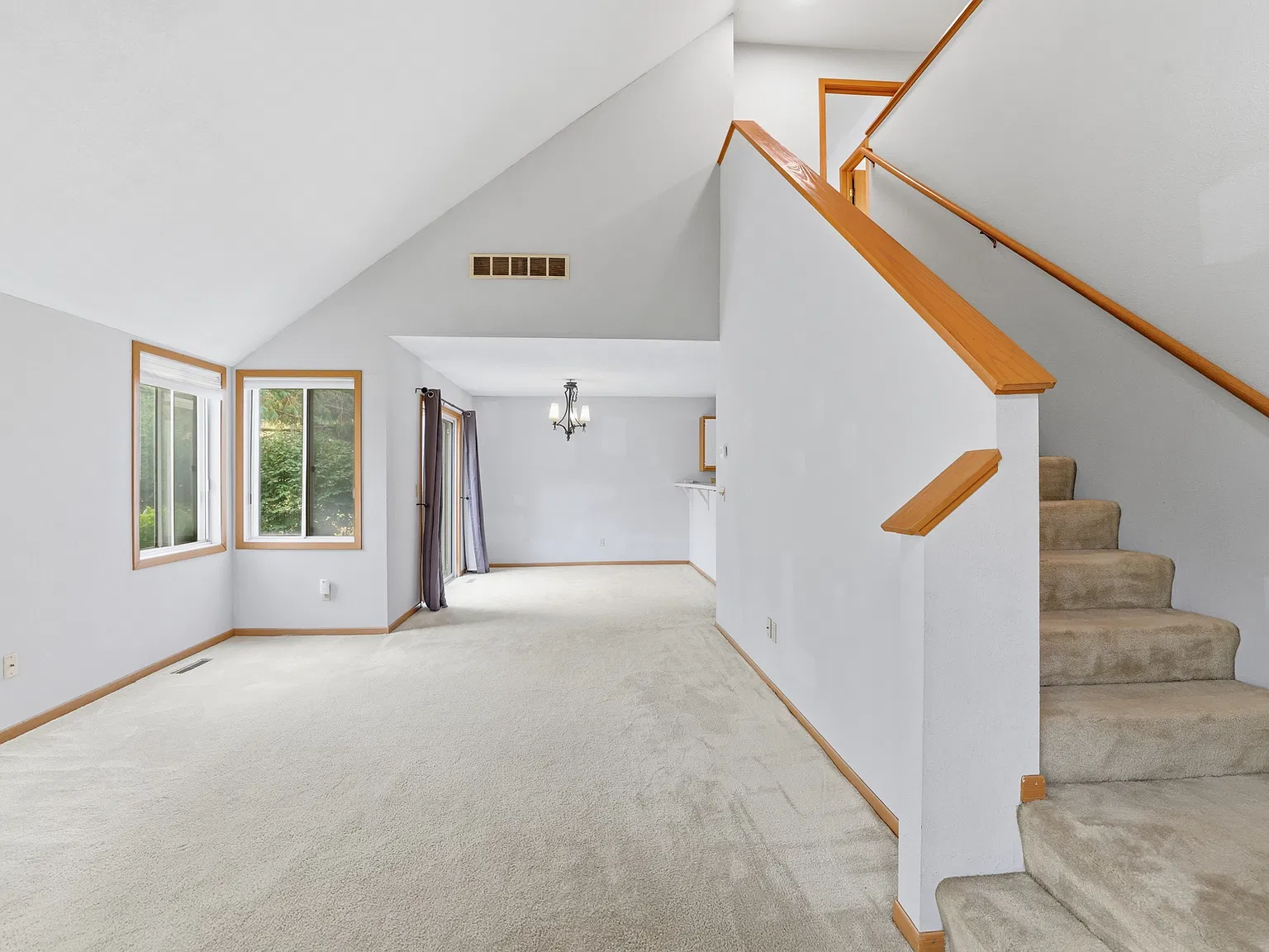 2 bed, 1434 sqft, $1,950 — Photo 3