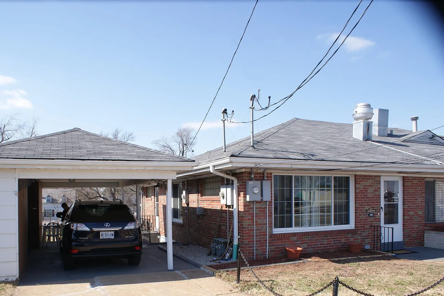 300 Hoffmeister Ave photo 1