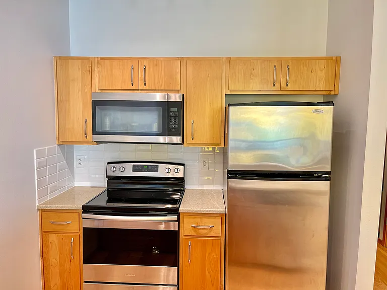 1125 NW 9th Ave #420 — Photo 10