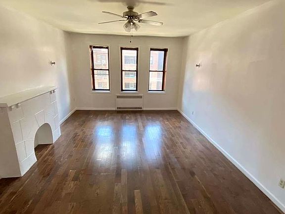 3rd image of 341 E 19th St #44