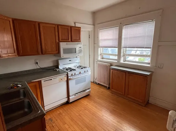 111 E Gorham St #3, Madison, WI 53703