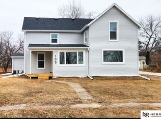 105 Locust St, Manley, NE 68403