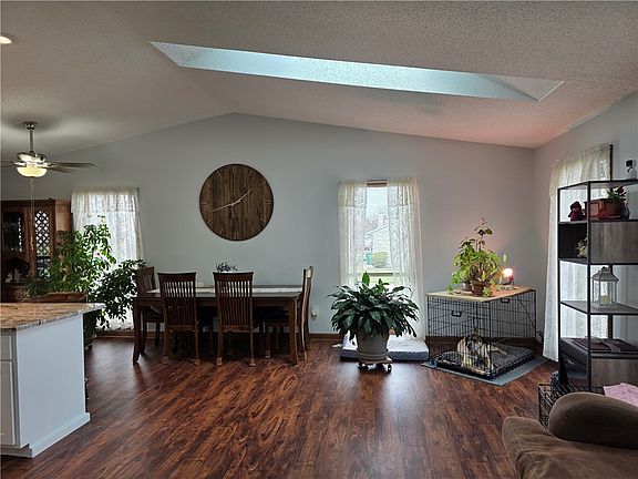 5th image of 2703 Brookville Pl
