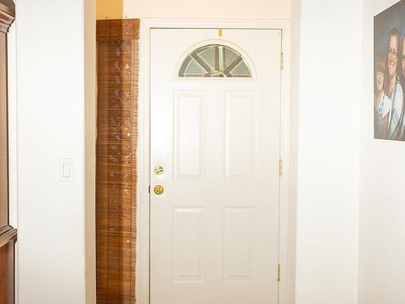 3rd image of 3582 Warm Springs Cir