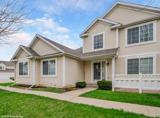 9435 Greenspire Dr UNIT 27, West Des Moines, IA 50266
