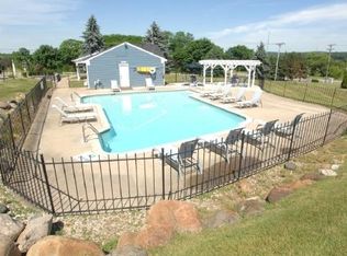 Kensington Park Apartments, New Hudson, MI 48165