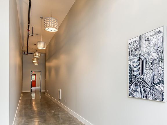 2nd image of 2744 Lafayette Ave #204