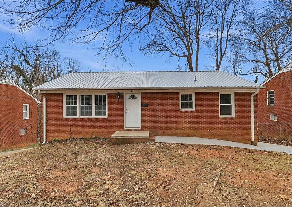 1st image of 844 Willow Pl