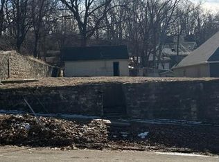 516 Blake St, Saint Joseph, MO 64504