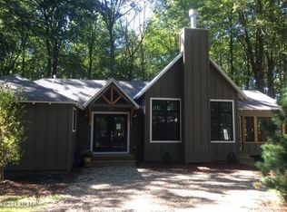 16044 Knack Ln, Union Pier, MI 49129