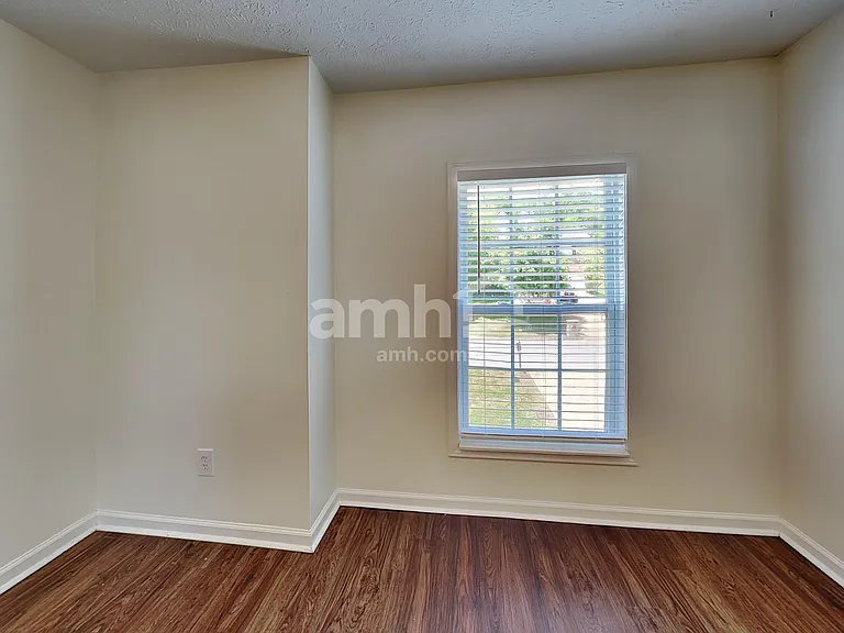 127 Paige Park Ln — Photo 19