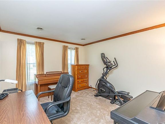 5th image of 14409 Anglewood Ct