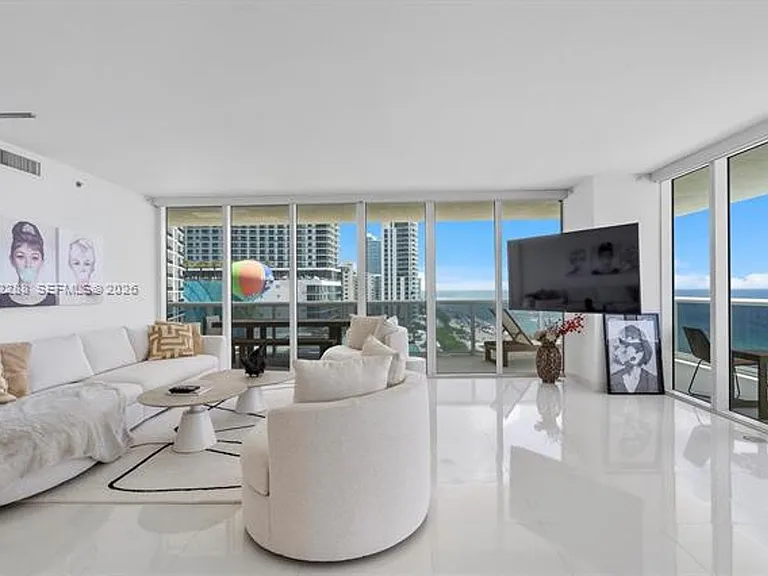 1830 Ocean Dr #CU-1101 — Photo 21