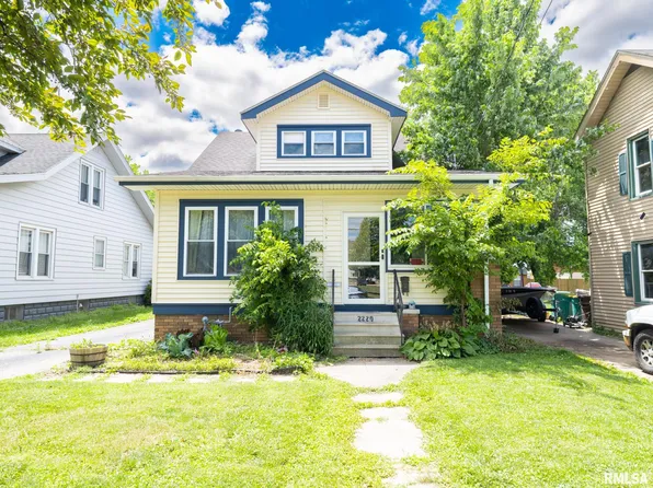 2220 W Heading Ave, West Peoria, IL 61604