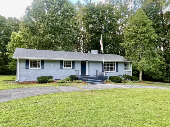 305 Jackie Dr, Lawrenceburg, TN 38464