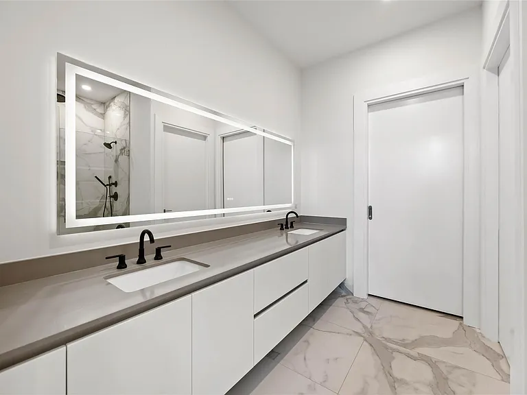 1711 Allen Pkwy #1907 — Photo 12