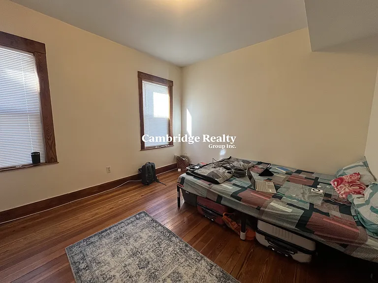 346 Faneuil St #2T — Photo 8