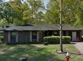 909 Southland Dr, Dothan, AL 36301