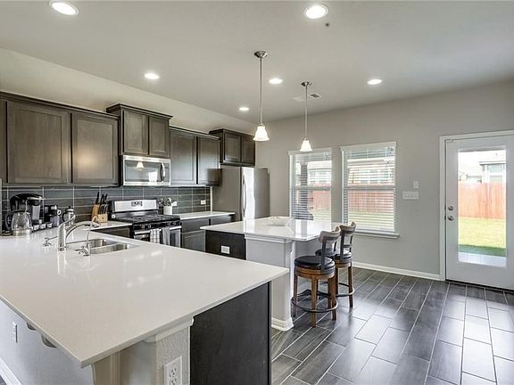 2nd image of 8005 Mozart St