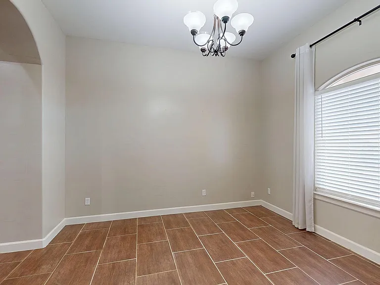 7169 N Skies Ln — Photo 3