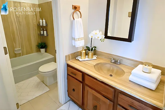 2625 N Alvernon Way #D3 — Photo 18