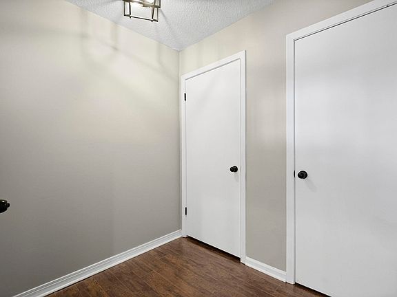 5th image of 1942 Allenby Rd