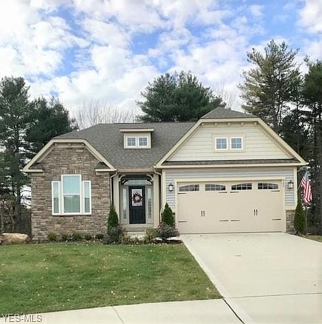 1st image of 985 Warbler Way