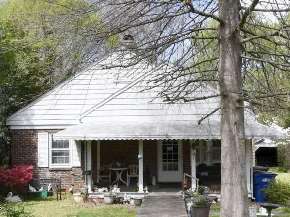 217 Lafayette Rd, Raleigh, NC 27604