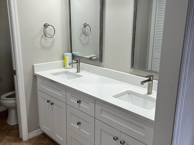 2157 Clover St NE — Photo 17