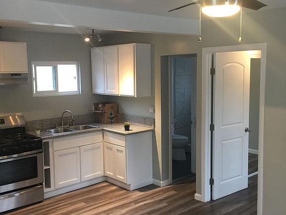 Living Room/Kitchen