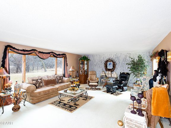 2nd image of 815 Atlantic Ave