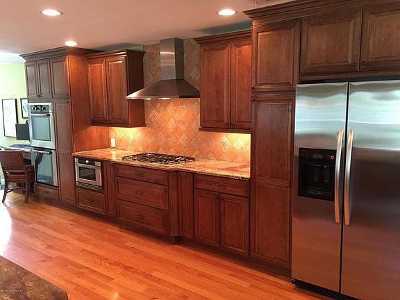 4th image of 1232 Fox Hollow Dr