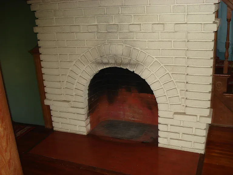 120 Hubinger St #1 — Photo 8