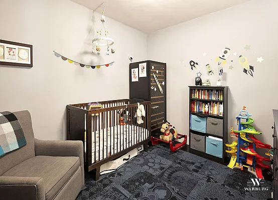 Sold by Warburg | media 25