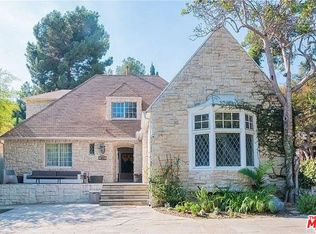 2633 N Commonwealth Ave, Los Angeles, CA 90027