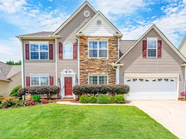 209 Grimes Dr, Simpsonville, SC 29681